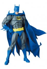 Batman MAFEX Akční figurka Knight Crusader Batman 19 cm
