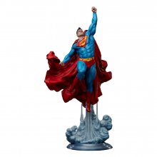 DC Comics Premium Format Socha Superman 84 cm