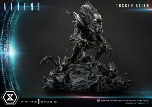 Aliens Premium Masterline Series Socha Tusked Alien Bonus Versi