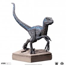 Jurassic World Icons Socha Velociraptor Blue 9 cm