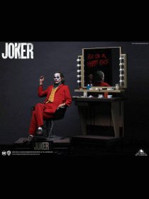 Joker Socha 1/3 Joaquin Phoenix Joker Premium Edition 52 cm