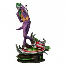 DC Comics Premium Format Socha The Joker 60 cm