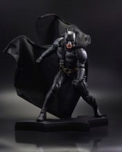 DC Direct Resin Socha DC Movie Statues Batman (The Dark Knight)
